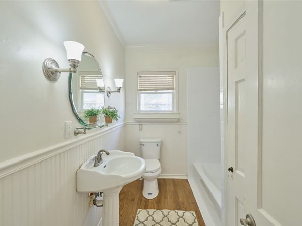 1111 Rutland Street, Houston TX 77008
