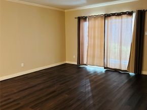2224 S Piney Point Road 114, Houston TX 77063