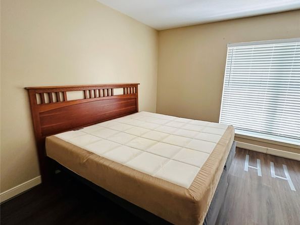 2224 S Piney Point Road 114, Houston TX 77063