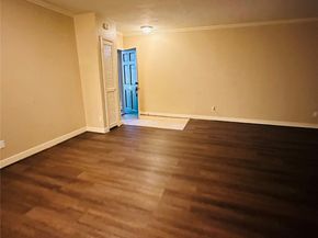 2224 S Piney Point Road 114, Houston TX 77063
