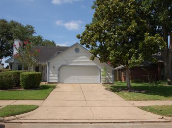 2035 Old Dixie Drive