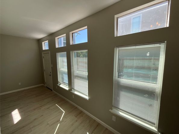 3403 Yupon Street, Houston TX 77006