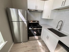 3403 Yupon Street, Houston TX 77006