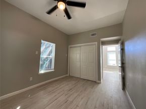 3403 Yupon Street, Houston TX 77006