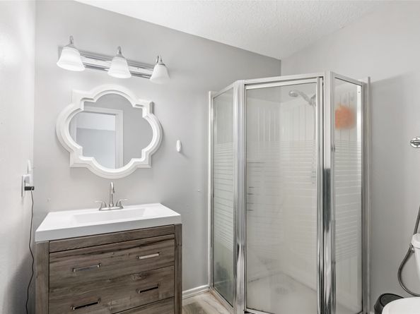 2706 Woodland Grove Drive, Houston TX 77339