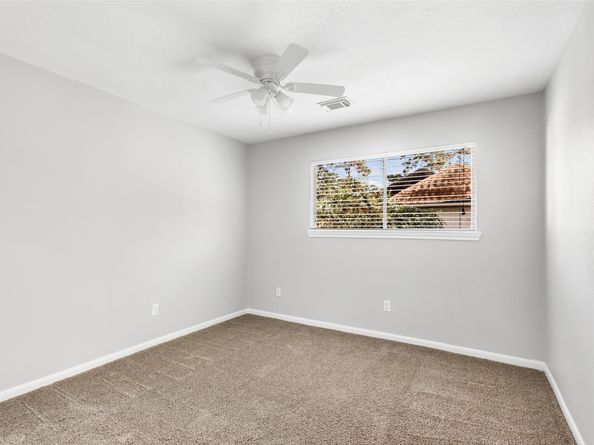 2706 Woodland Grove Drive, Houston TX 77339
