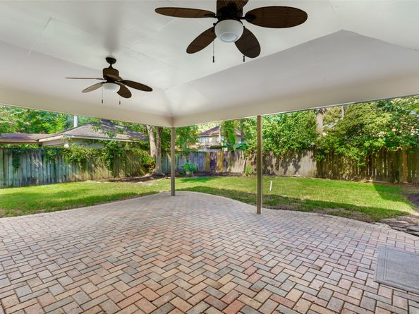 2706 Woodland Grove Drive, Houston TX 77339