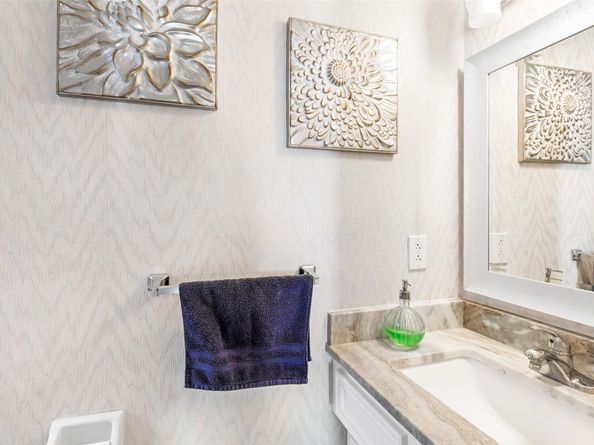 2706 Woodland Grove Drive, Houston TX 77339