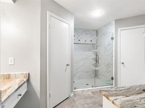 2706 Woodland Grove Drive, Houston TX 77339