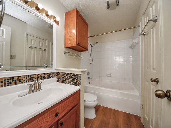 2300 Old Spanish Trail 2116, Houston TX 77054