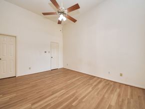 2300 Old Spanish Trail 2116, Houston TX 77054