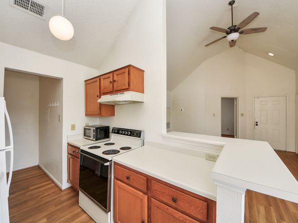 2300 Old Spanish Trail 2116, Houston TX 77054