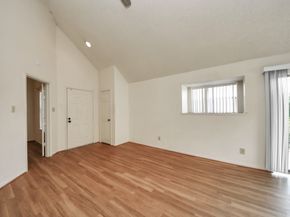 2300 Old Spanish Trail 2116, Houston TX 77054