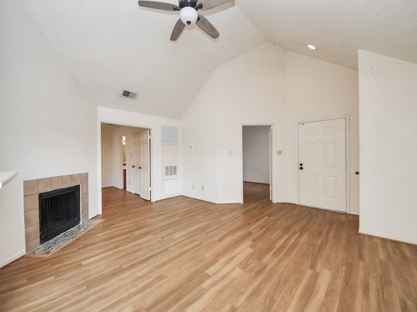 2300 Old Spanish Trail 2116, Houston TX 77054