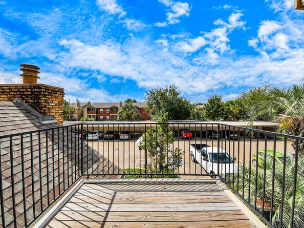 2300 Old Spanish Trail 2116, Houston TX 77054