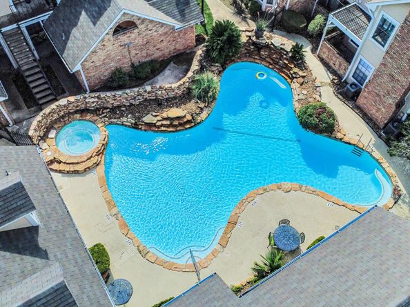 2300 Old Spanish Trail 2116, Houston TX 77054