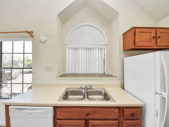 2300 Old Spanish Trail 2116, Houston TX 77054