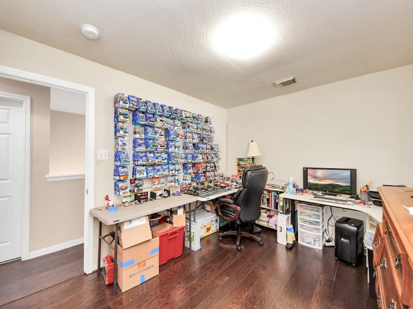 10623 Gulf Valley Street, Houston TX 77075