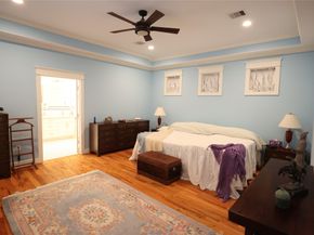 212 Greenwood Street, Houston TX 77011