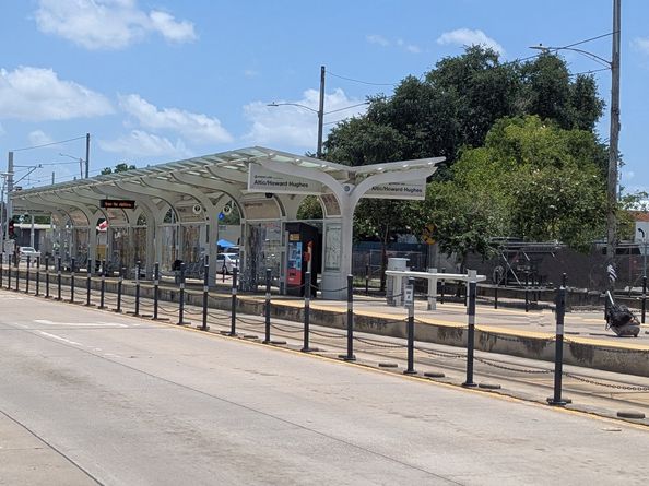 212 Greenwood Street, Houston TX 77011