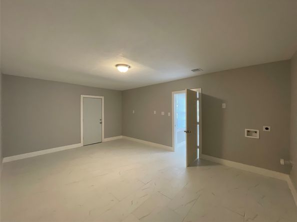 19506 Old Galveston Road, Webster TX 77598