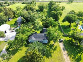 19506 Old Galveston Road, Webster TX 77598