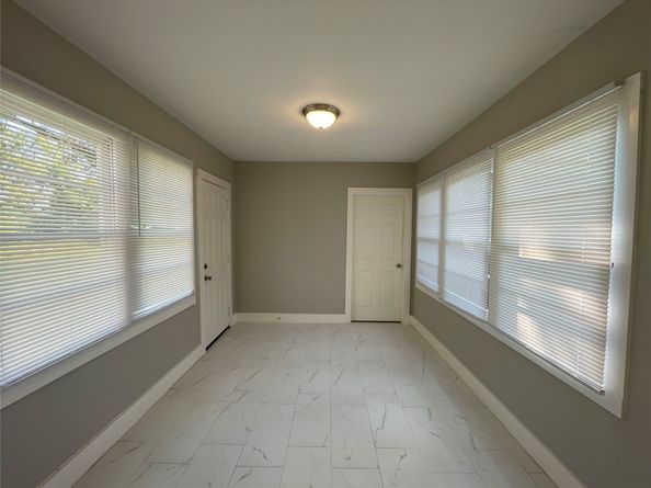 19506 Old Galveston Road, Webster TX 77598
