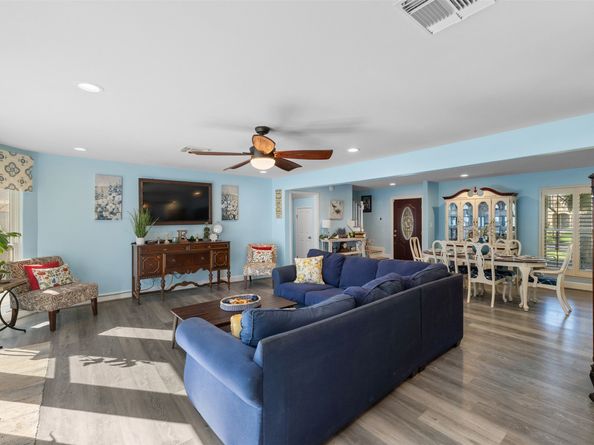 16118 Parish Hall Drive, Spring TX 77379
