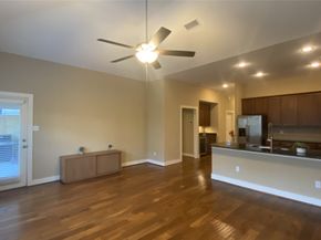 6057 Yale Street, Houston TX 77076