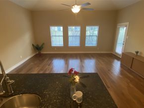 6057 Yale Street, Houston TX 77076