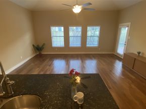 6057 Yale Street, Houston TX 77076