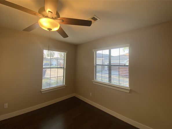 6057 Yale Street, Houston TX 77076