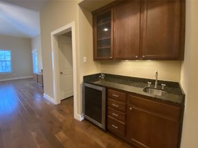 6057 Yale Street, Houston TX 77076