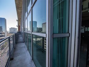 2000 Bagby Street 11416, Houston TX 77002