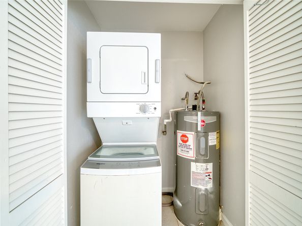 6001 Reims Road 209, Houston TX 77036