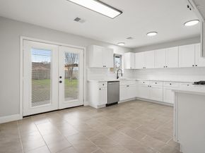 9231 Cobbleshire Drive, Houston TX 77037