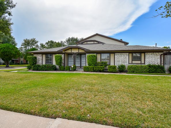 11602 S Kirkwood Road, Houston TX 77477