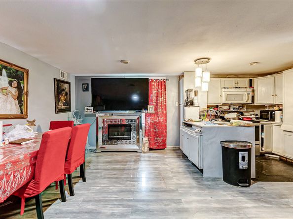 8911 Bayou Ridge Drive, Houston TX 77338