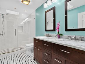 11010 Hedwig Green Street, Hunters Creek Village TX 77024
