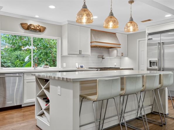 11010 Hedwig Green Street, Hunters Creek Village TX 77024