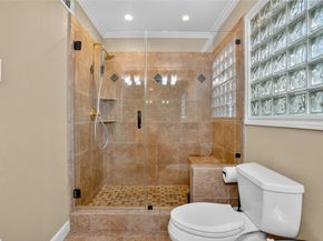 11010 Hedwig Green Street, Hunters Creek Village TX 77024