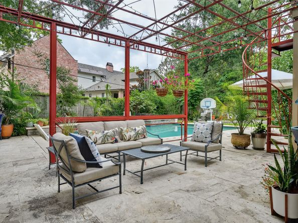 11010 Hedwig Green Street, Hunters Creek Village TX 77024
