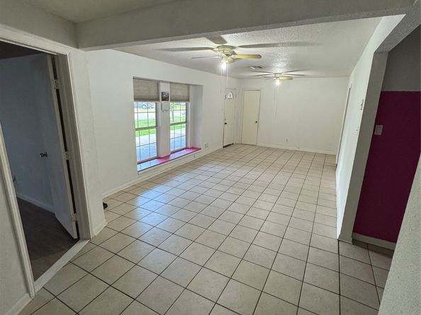 12474 Birdie Ln, Houston TX 77015