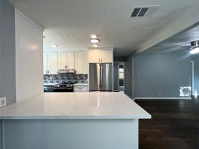 4842 Hummingbird Street, Houston TX 77035