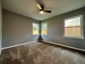 4842 Hummingbird Street, Houston TX 77035