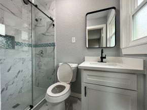 4842 Hummingbird Street, Houston TX 77035
