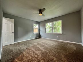 4842 Hummingbird Street, Houston TX 77035