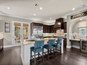 18 N Shasta Bend Circle, The Woodlands TX 77389
