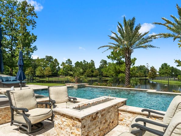 18 N Shasta Bend Circle, The Woodlands TX 77389