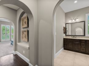 18 N Shasta Bend Circle, The Woodlands TX 77389